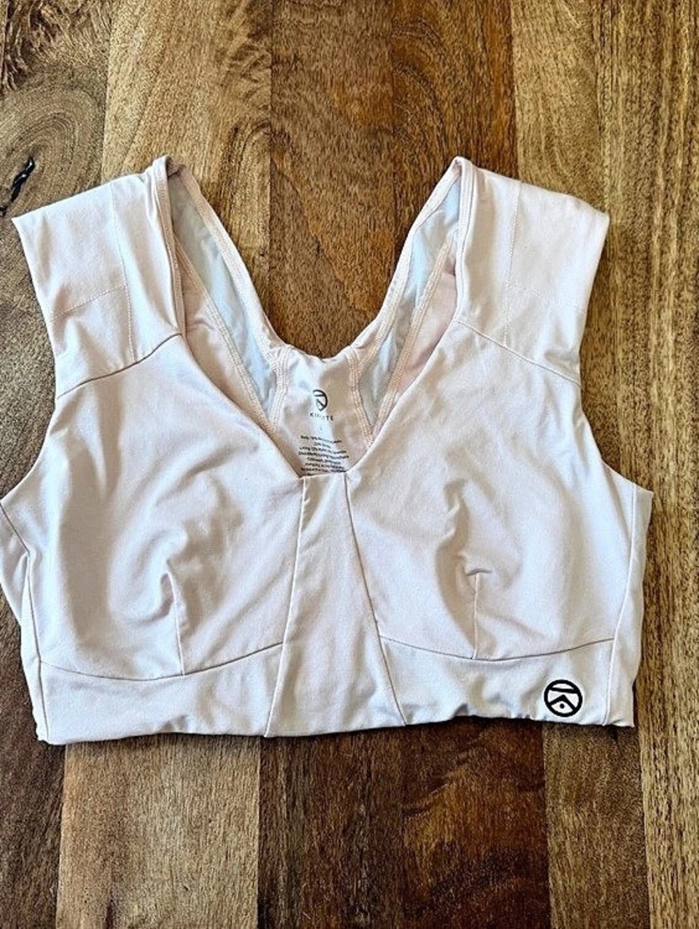 KIMLYTE Women's Cropped Athletic Top Size Large